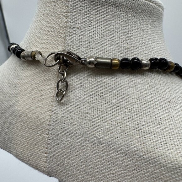 Beaded Necklace Black and Silver Tone Triangle Pendant Gothic *read* - Picture 9 of 9